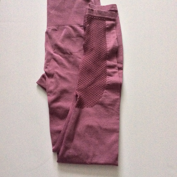 Women’s Active Leggings - Picture 3 of 4